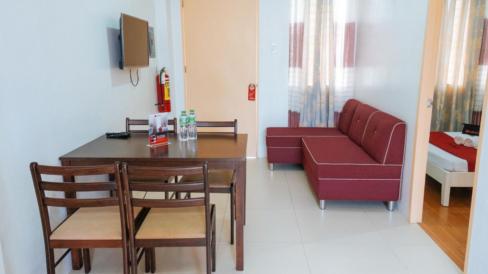Reddoorz Plus Near Talisay Town Center Εξωτερικό φωτογραφία
